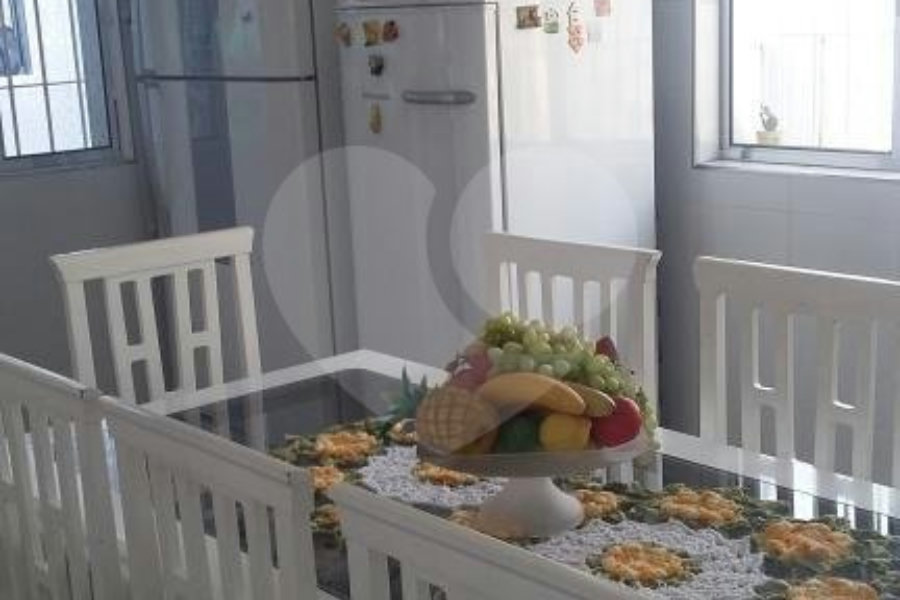 Casa à venda com 6 quartos, sendo 1 suíte,  em Itaquera, São Paulo, SP