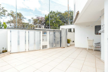 Casa Térrea à venda com 3 quartos, sendo 1 suíte, em Vila Inah, São Paulo, SP