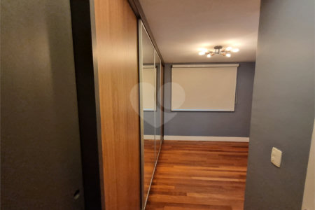 Apartamento à venda com 2 quartos, sendo 1 suíte, em Santa Teresinha, São Paulo, SP