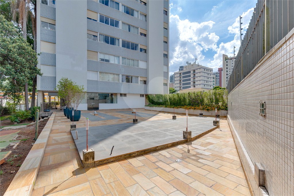 Apartamento à venda com 2 quartos, sendo 1 suíte, em Alto da Boa Vista, São Paulo, SP