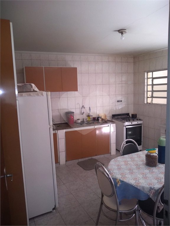 Sobrado à venda com 3 quartos em Vila Marari, São Paulo, SP