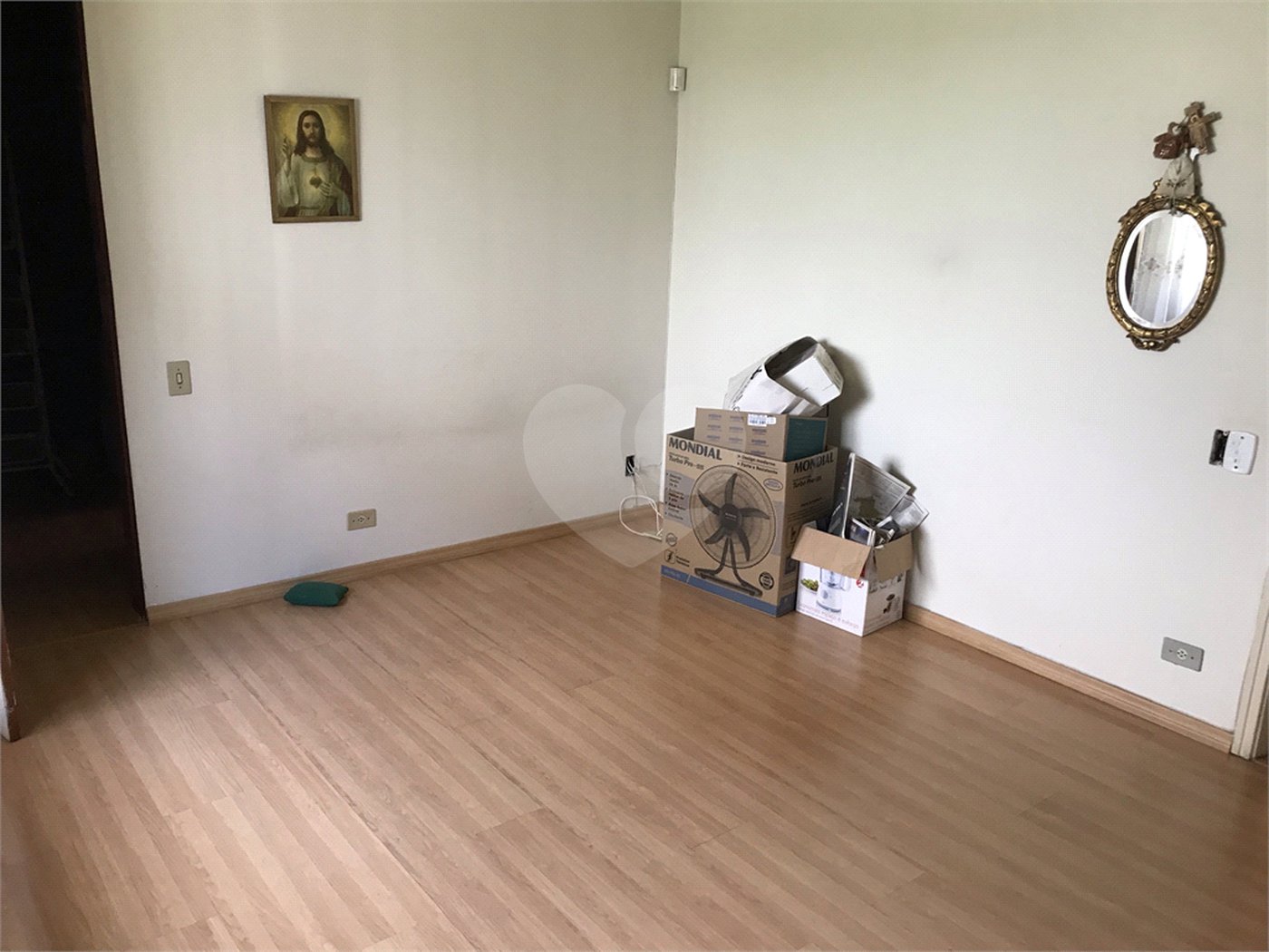 Sobrado à venda com 5 quartos, sendo 1 suíte, em Jardim São Bento, São Paulo, SP