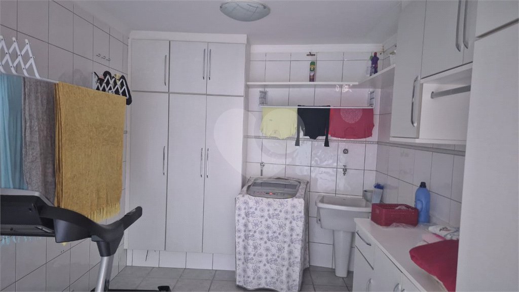 Sobrado à venda com 3 quartos, sendo 1 suíte, em Tremembé, São Paulo, SP