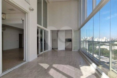 Apartamento à venda com 3 suítes em Vila Mariana, São Paulo, SP