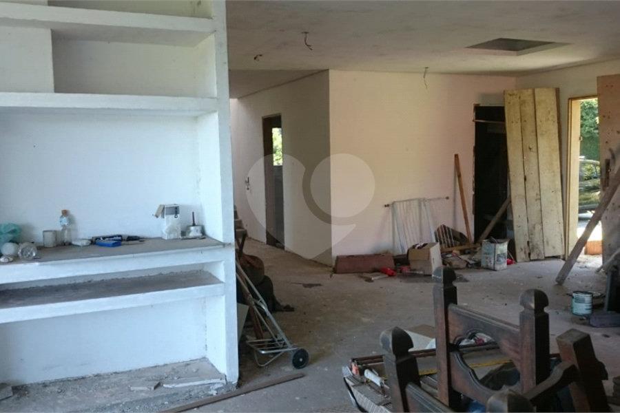 Casa à venda com 5 suítes no condomínio Alpes da Cantareira, Mairiporã - SP