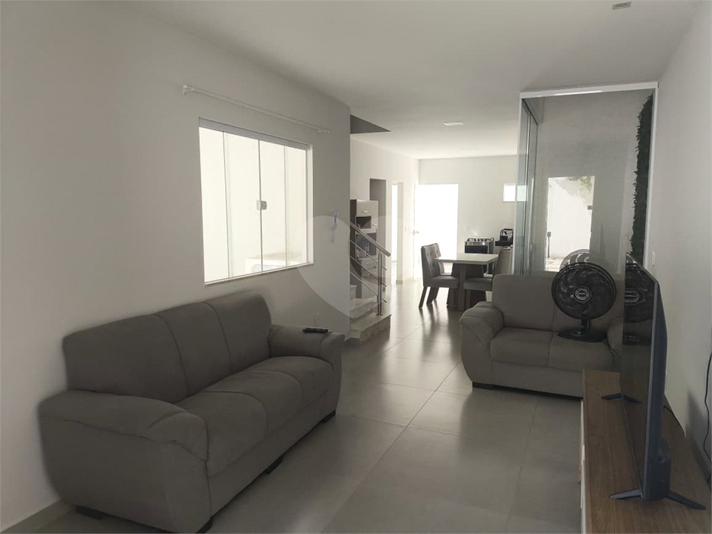 Duplex à venda com 3 quartos, sendo 1 suíte, em Taperapuan, Porto Seguro, BA
