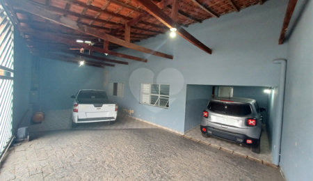 Casa à venda com 5 quartos em Jardim Maria Lúcia, Votorantim, SP