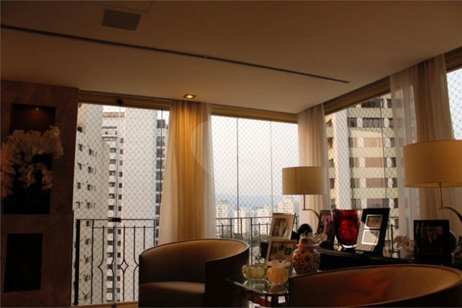 Apartamento à venda com 4 suítes em Santana, São Paulo, SP