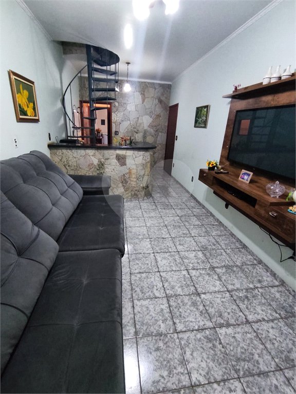 Sobrado à venda com 3 quartos, sendo 1 suíte, em Campos Elíseos, Ribeirão Preto, SP
