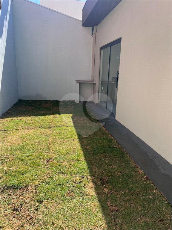 Casa à Venda no bairro Parque dos Flamboyants em São Carlos/SP