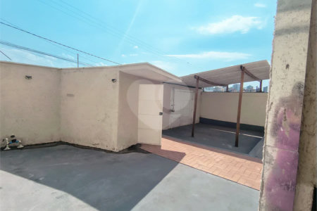 Casa com Suíte Master, Closet, Piscina e Espaço Gourmet Próxima ao Parque Ecológico- 03 quartos -com quintal