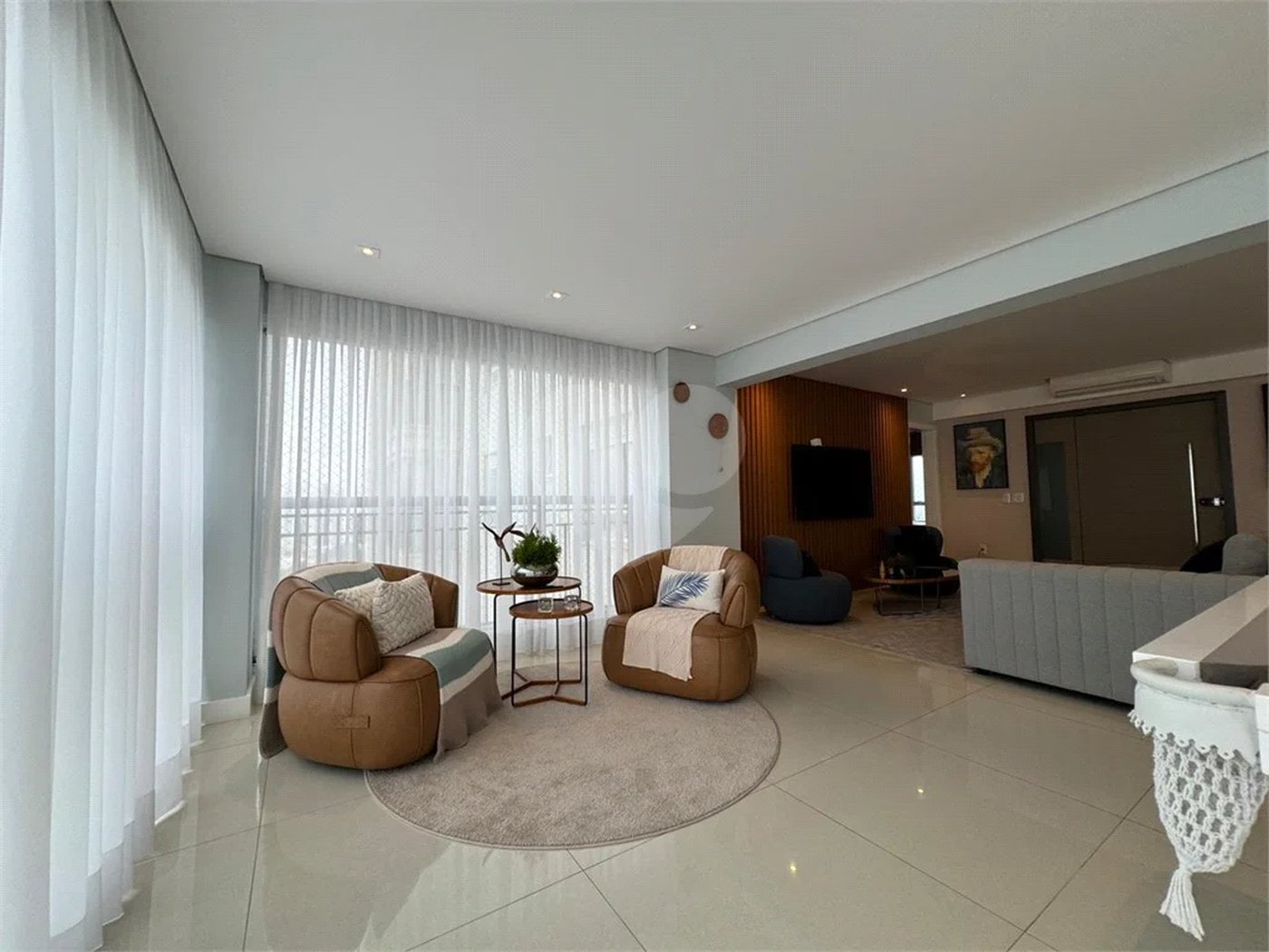 Santana Alto Padrão/Porteira Fechada, Apto. 260 m² 4 Suítes, 5 vagas 2 depósitos privativos