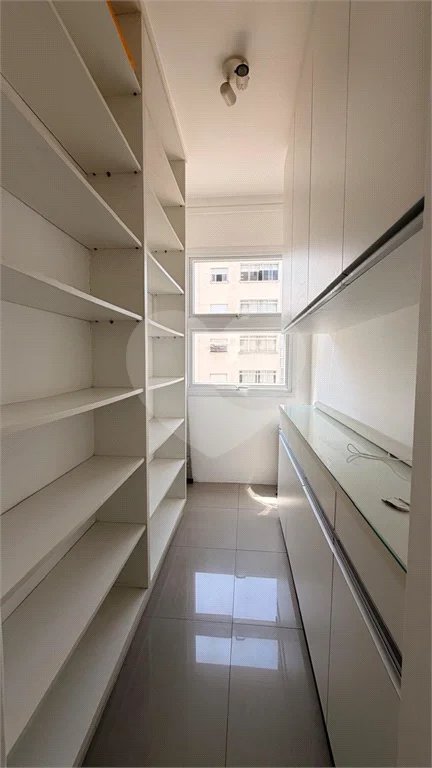 Apartamento à venda com 4 suítes em Jardim Portal I e II, São Paulo, SP
