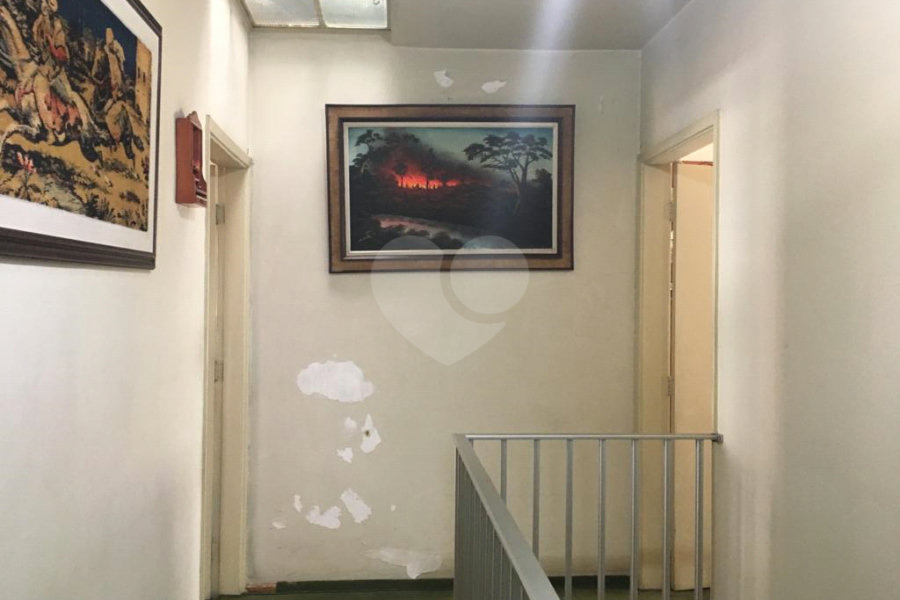 Casa à venda com 4 quartos, sendo 1 suíte, em Jardim São Bento, São Paulo, SP