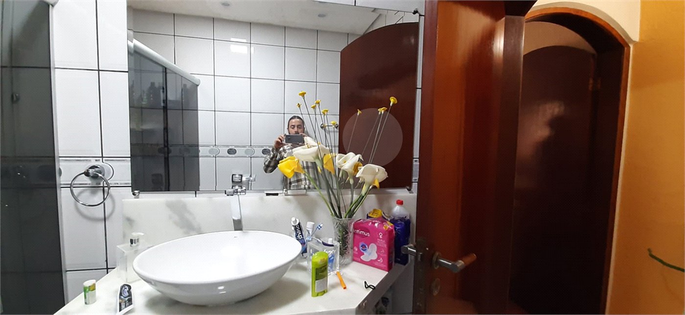 Sobrado à venda com 2 quartos em Horto, São Paulo, SP