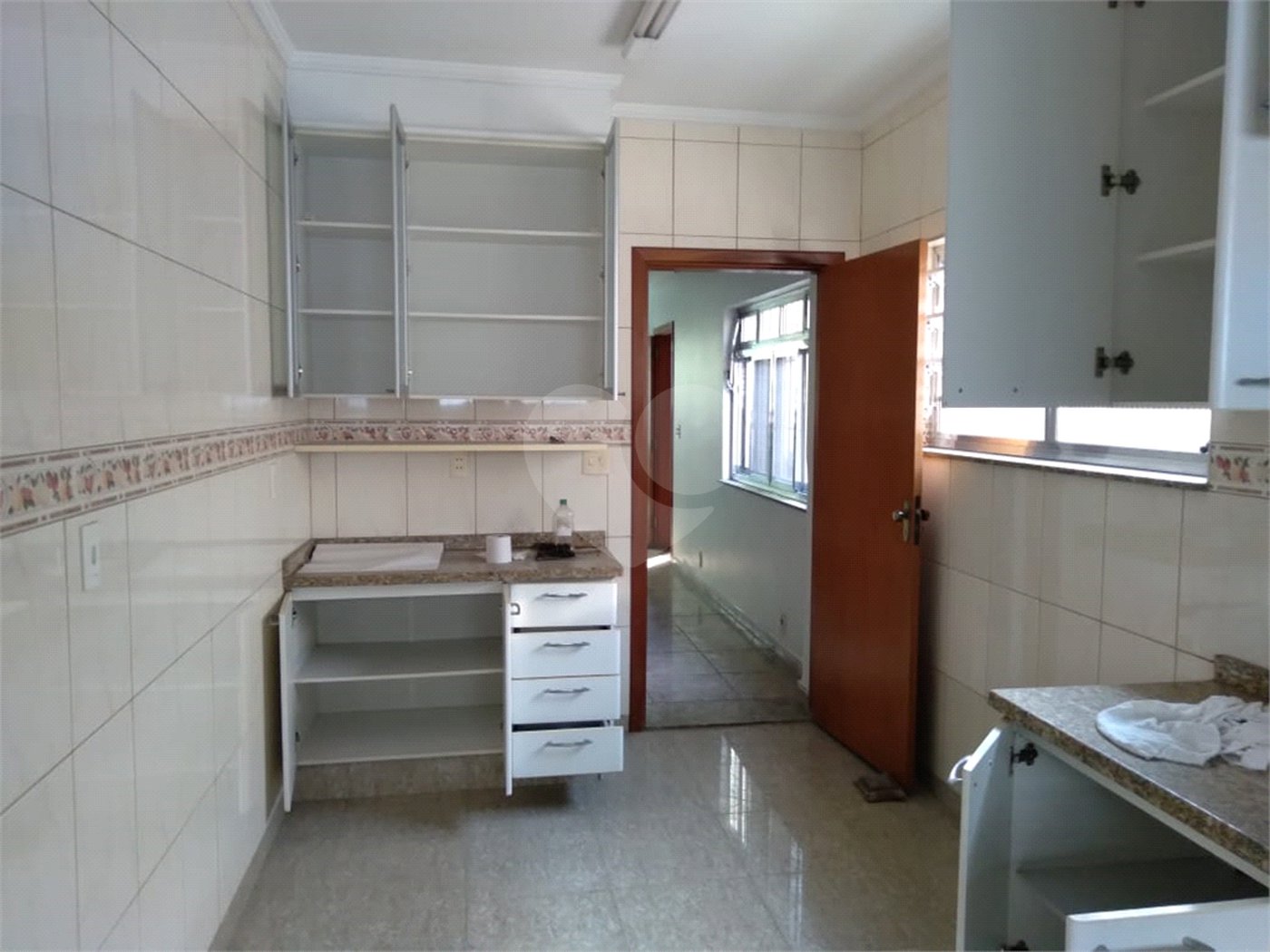 Sobrado à venda com 4 quartos, sendo 1 suíte, em Santana, São Paulo, SP