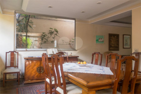 Casa à venda com 3 quartos, sendo 2 suítes, em Granja Julieta, São Paulo, SP