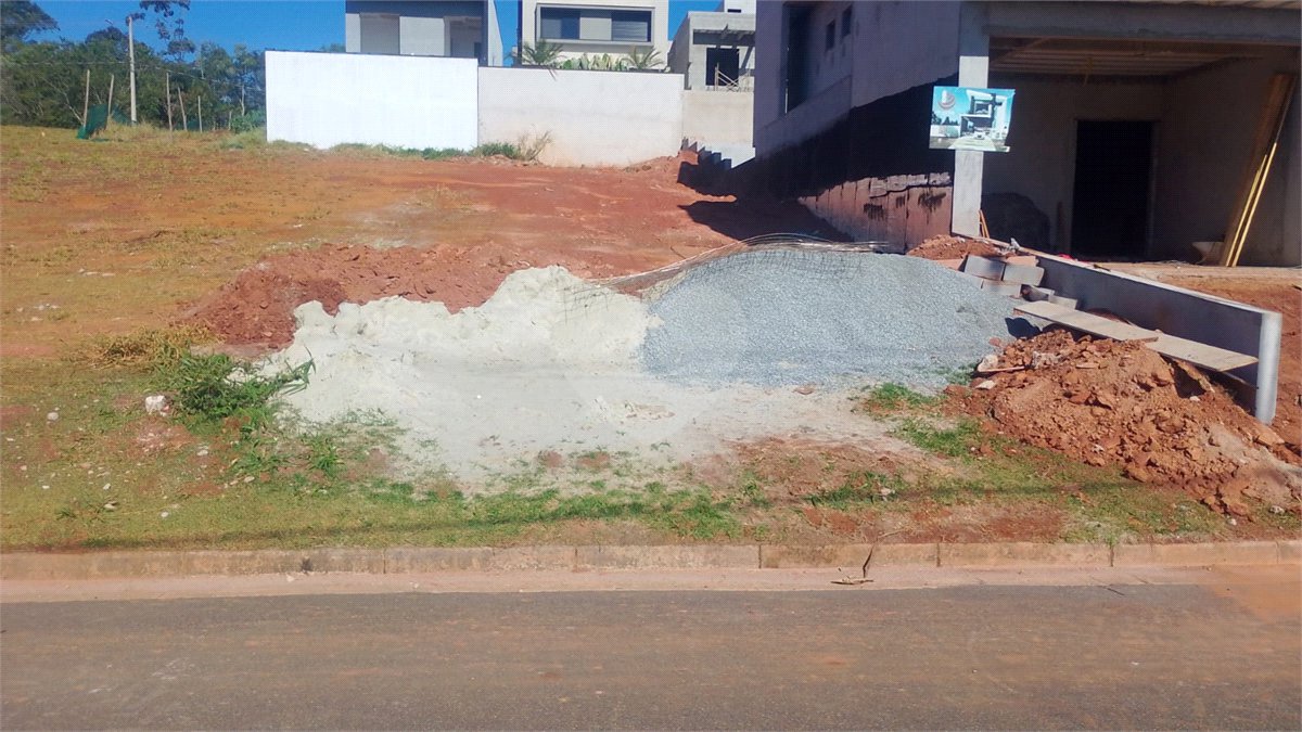 Terreno à venda no condomínio Paradise Garden, Mogi das Cruzes - SP