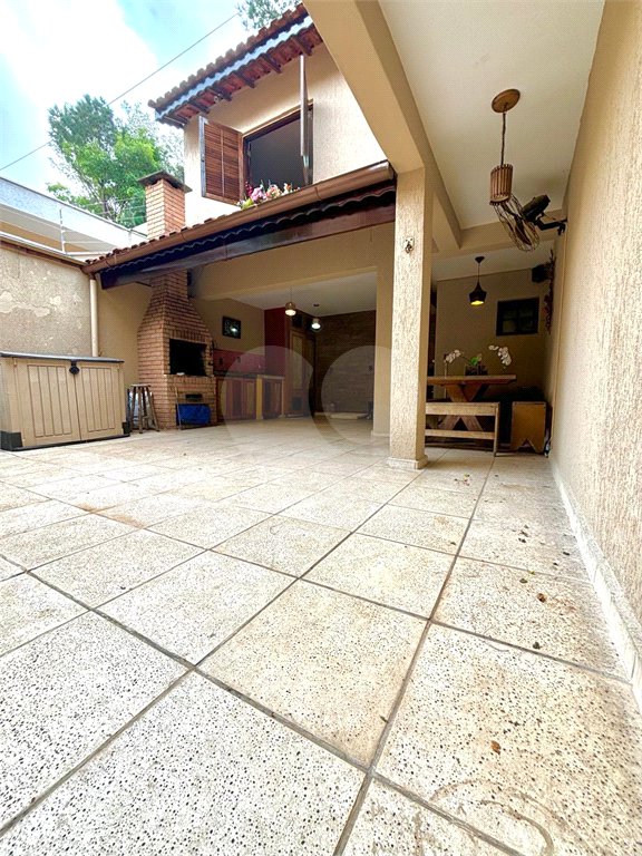 Sobrado à venda com 3 quartos, sendo 1 suíte, em Vila Albertina, São Paulo, SP