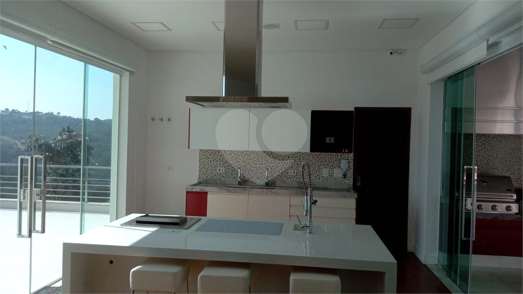 Casa à venda com 4 suítes em Jardim Imperial Hills Iii, Arujá, SP