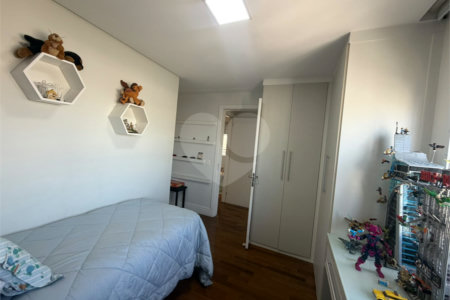 Apartamento à venda com 3 suítes em Jardim Marajoara, São Paulo, SP