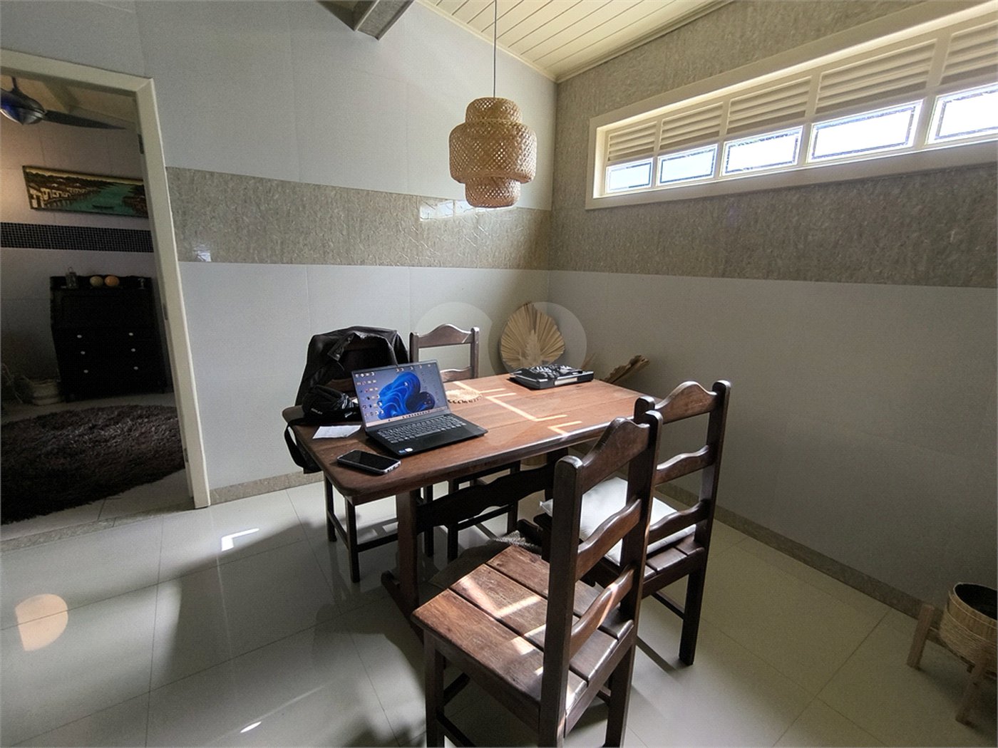 Casa à venda com 4 quartos, sendo 2 suítes, no Centro, Santa Cruz Cabrália, BA