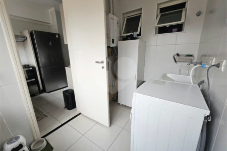 Apartamento à venda com 4 quartos, sendo 2 suítes, em Vila Paulicéia, São Paulo, SP