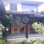 Casa em condomínio à venda com 2 quartos, sendo 1 suíte,  em Portal da Ferradura, Armação dos Búzios, RJ