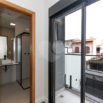 Sobrado à venda com 3 quartos, sendo 1 suíte, em Vila Gumercindo, São Paulo, SP