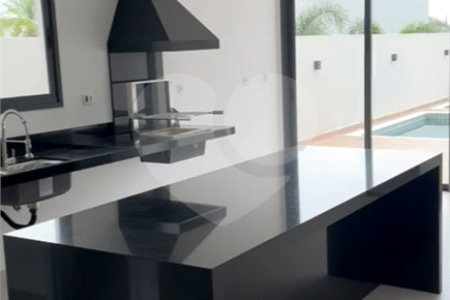 Casa à venda com 3 suítes no condomínio Portal de Bragança, Bragança Paulista - SP