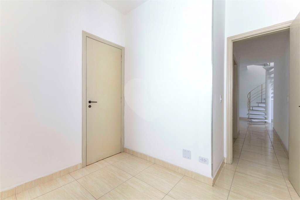 Cobertura à venda com 3 quartos, sendo 1 suíte, em Parque Imperial, São Paulo, SP