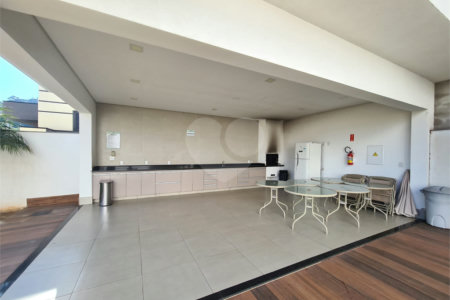 Casa à venda com 3 suítes no condomínio Reserva dos Jatobás, Louveira - SP
