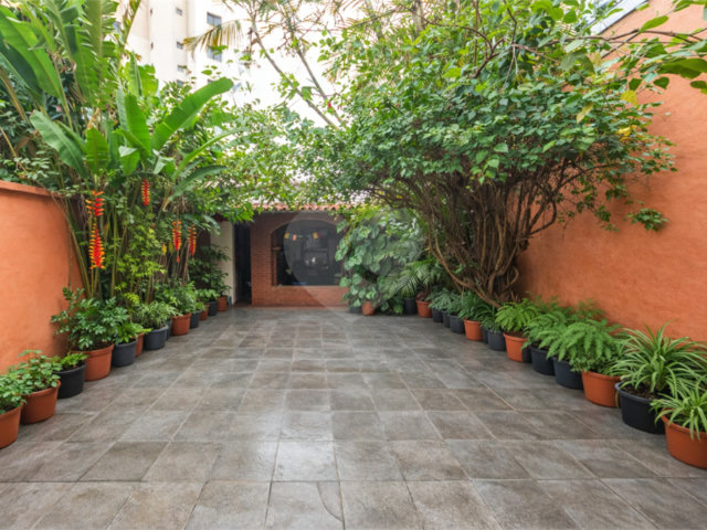 Casa à venda com 3 quartos, sendo 1 suíte,  em Vila Mascote, São Paulo, SP