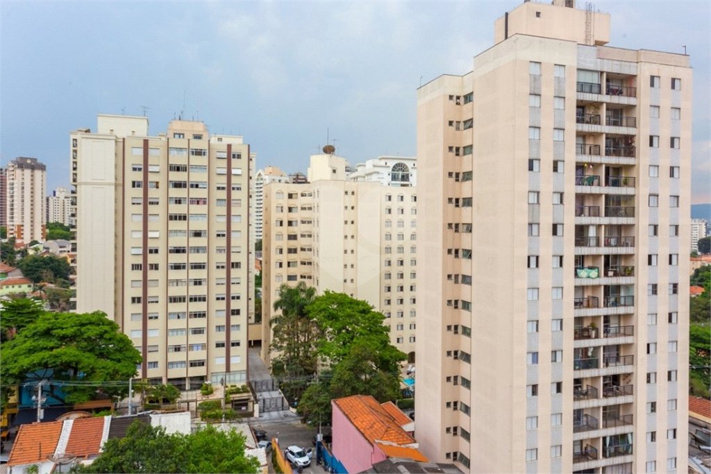 Apartamento à venda com 2 quartos, sendo 1 suíte, em Vila Pompéia, São Paulo, SP