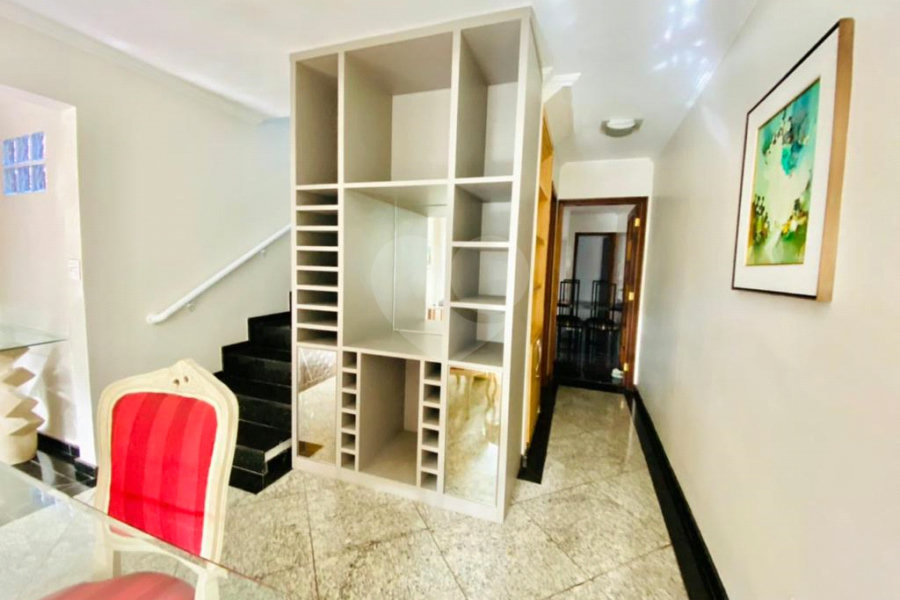 Sobrado à venda com 3 quartos, sendo 1 suíte, em Tremembé, São Paulo, SP