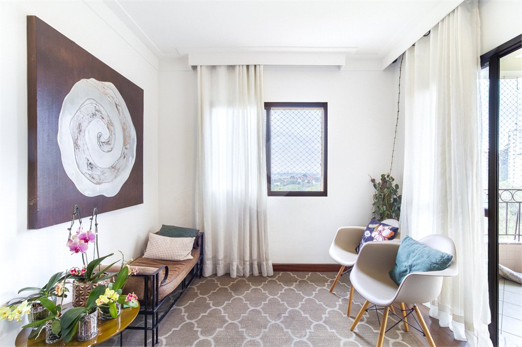 Apartamento à venda com 4 quartos, sendo 3 suítes, em Jardim Monte Kemel, São Paulo, SP
