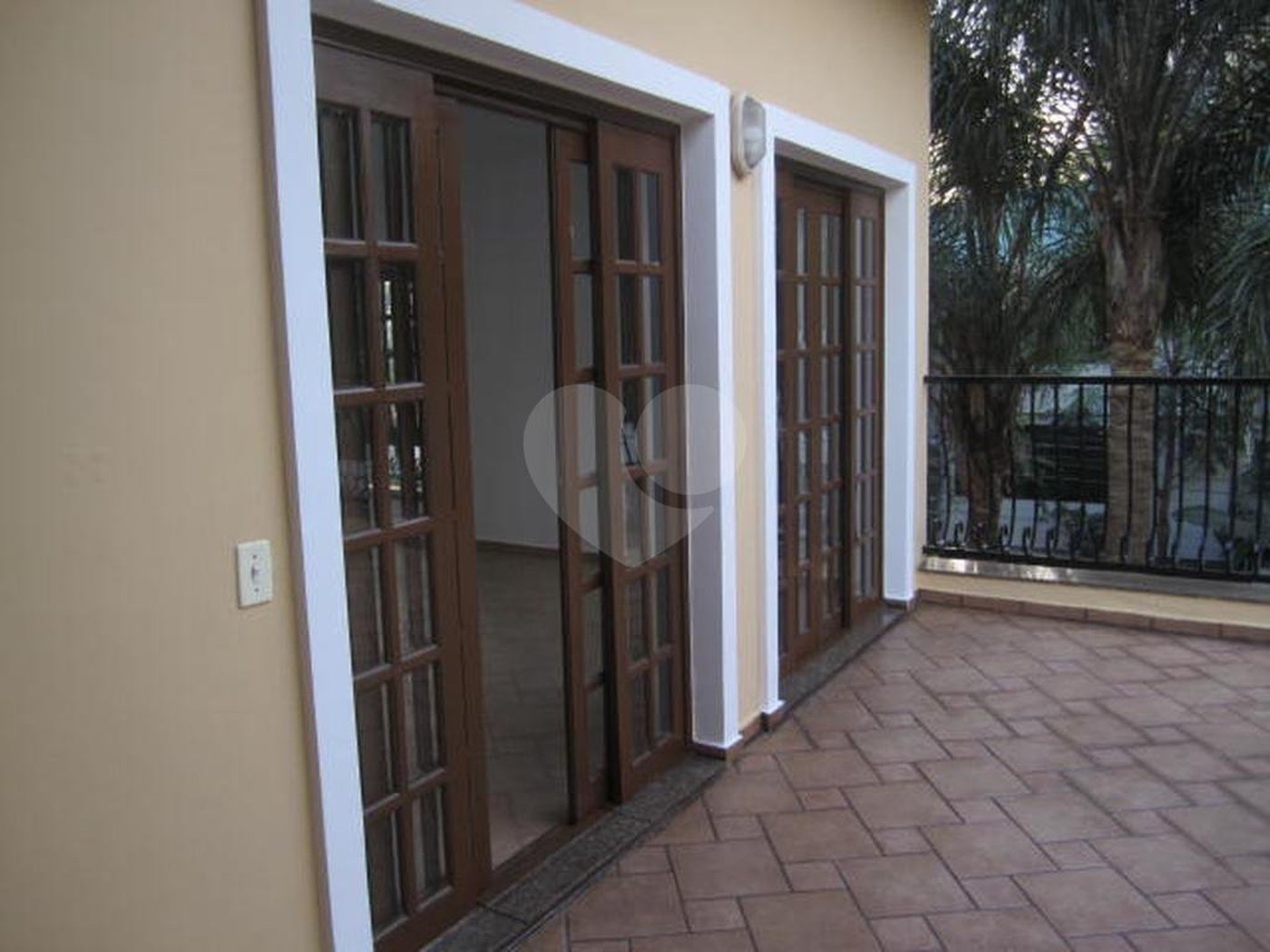 Casa para alugar com 4 quartos, sendo 2 suítes, no condomínio Palm Garden, São Paulo - SP