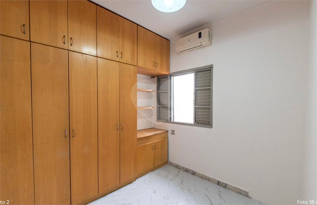 Casa à venda com 3 quartos, sendo 1 suíte,  em Vila Mariana, São Paulo, SP