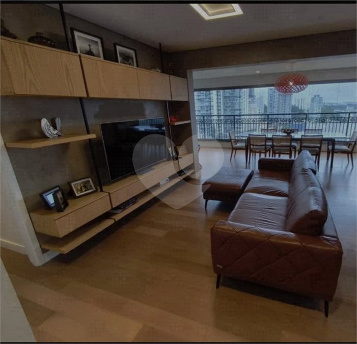 Apartamento para alugar com 3 suítes em Chácara Santo Antônio, São Paulo, SP
