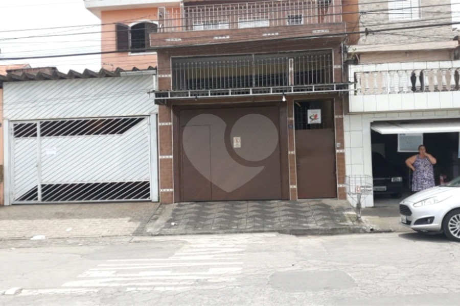 Sobrado à venda com 3 quartos, sendo 1 suíte, em Parque Continental I, Guarulhos, SP