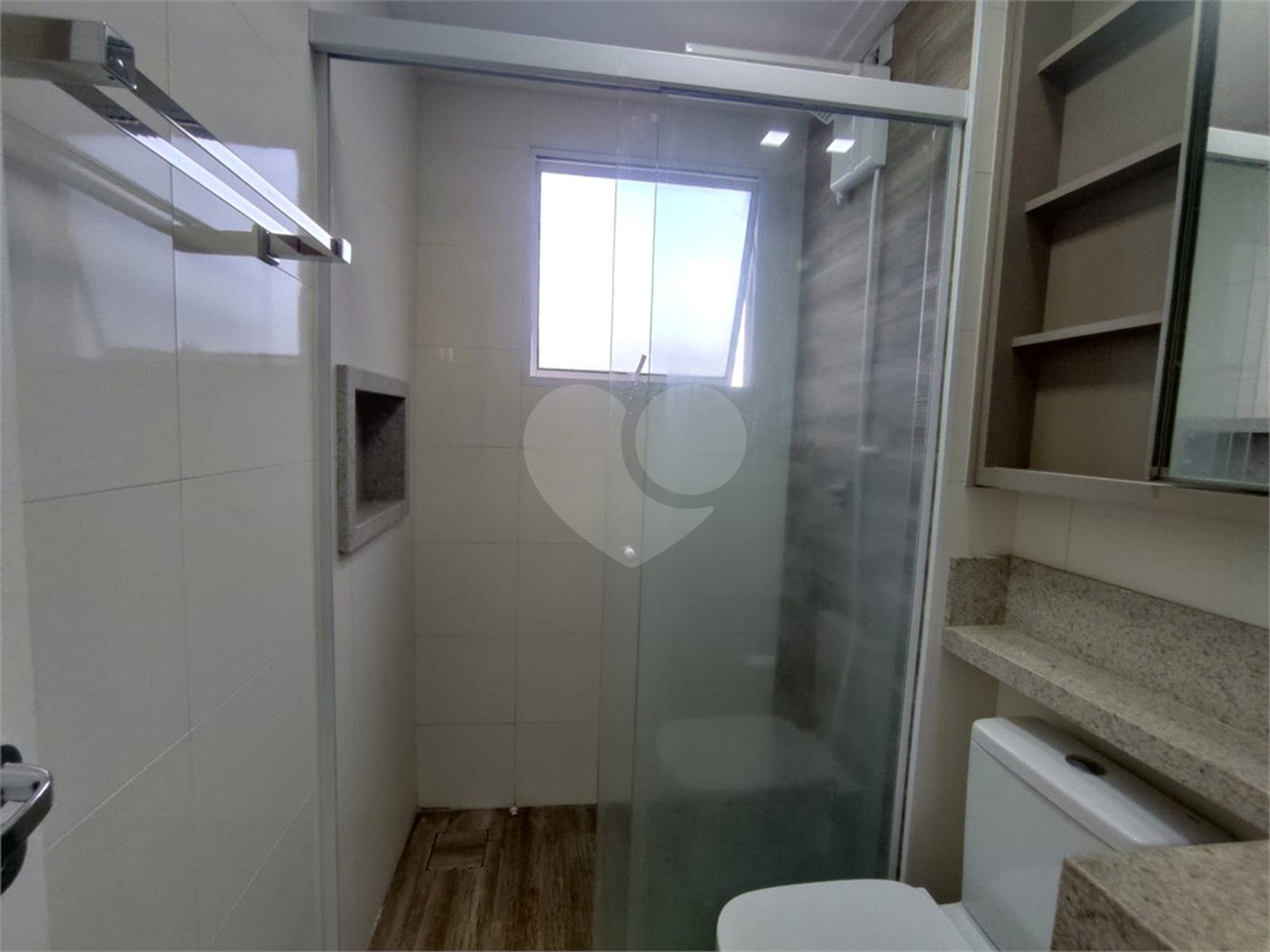 Apartamento á venda no Jardim Alvorada.