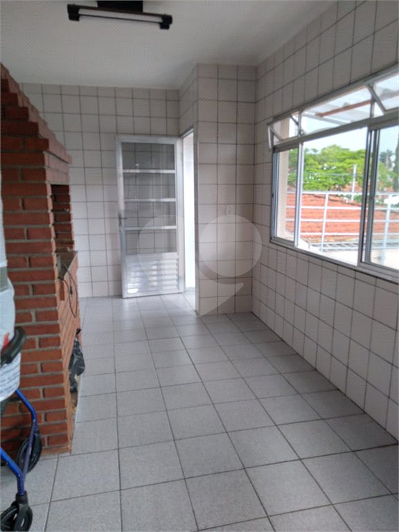 Casa Térrea à venda com 3 quartos, sendo 1 suíte, em Vila Galvão, Guarulhos, SP