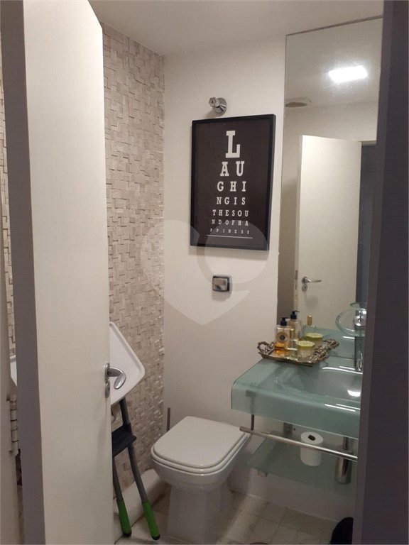 Apartamento à venda com 3 quartos, sendo 1 suíte, em Jardim Paulista, São Paulo, SP