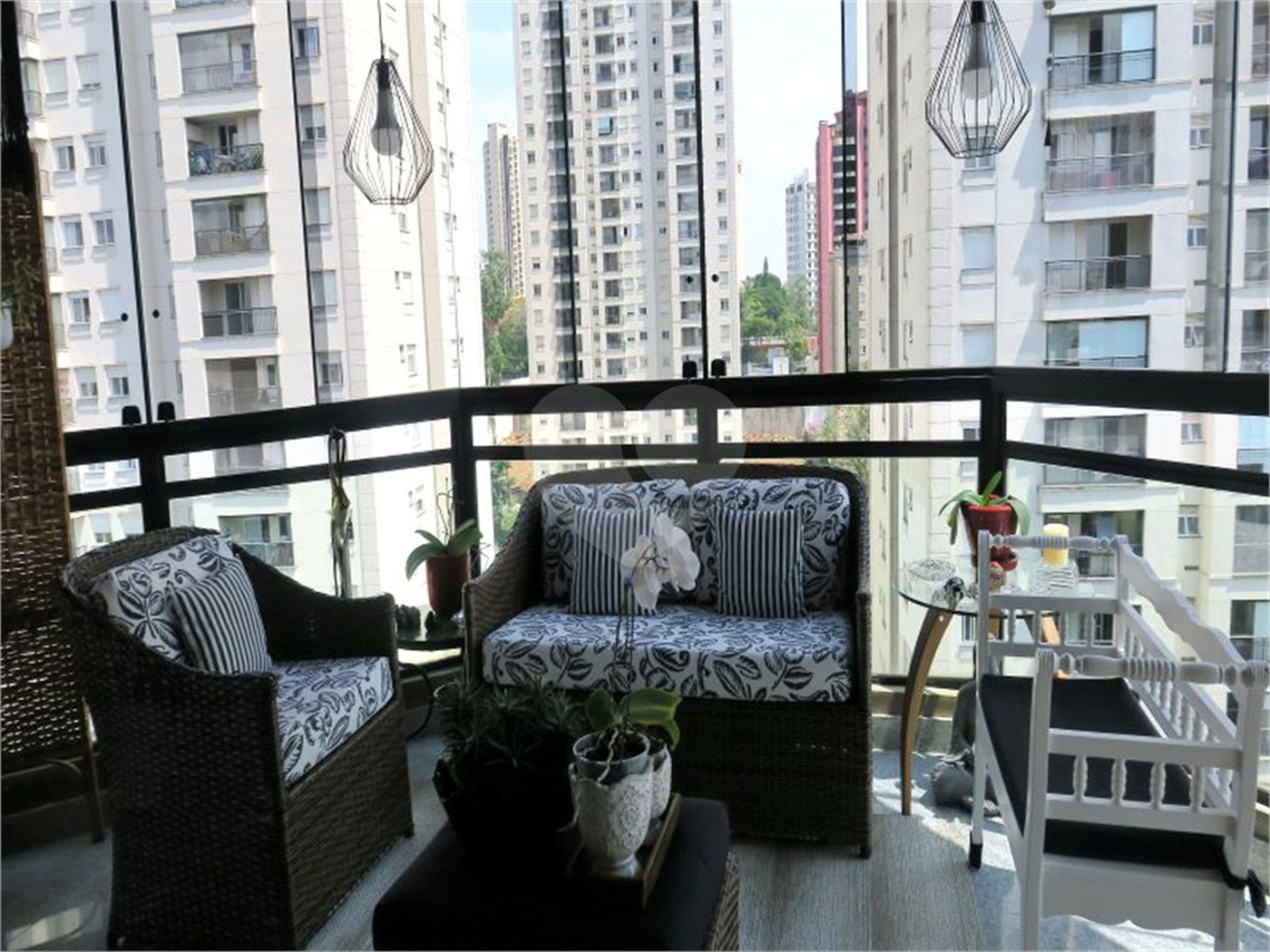 Apartamento à venda com 3 quartos, sendo 2 suítes, em Jardim Parque Morumbi, São Paulo, SP