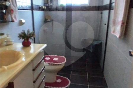 Sobrado à venda com 5 quartos, sendo 1 suíte, em Vila Maria Alta, São Paulo, SP
