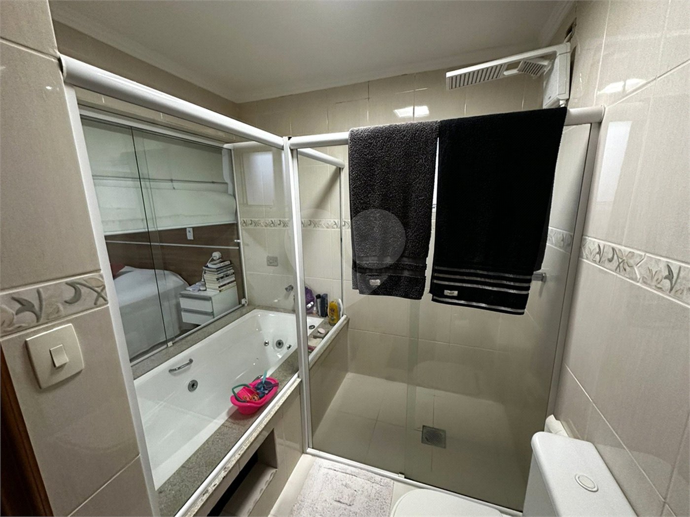 Sobrado à venda com 3 quartos, sendo 1 suíte, em Jardim da Saúde, São Paulo, SP