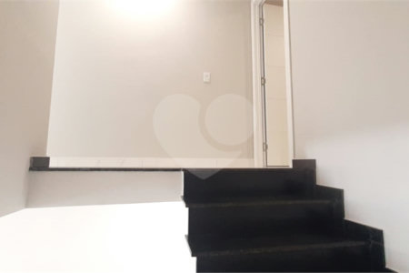 Sobrado à venda com 3 quartos, sendo 1 suíte, em Vila Medeiros, São Paulo, SP