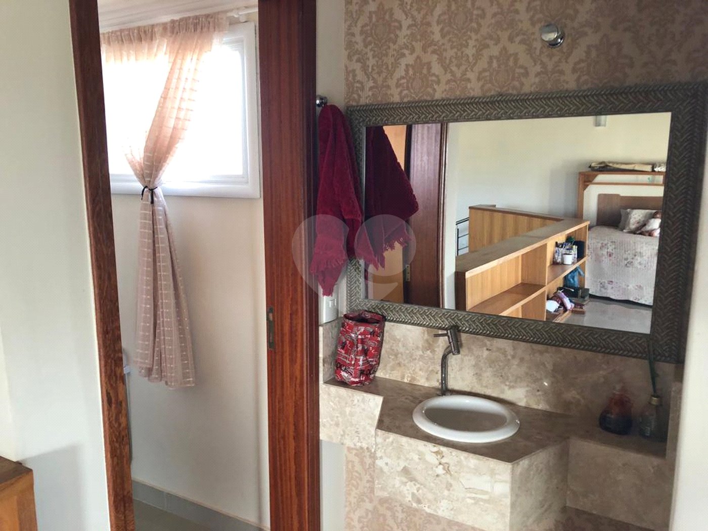 Casa à venda com 5 quartos, sendo 2 suítes, no condomínio Terras de Santa Izabel, Salto - SP