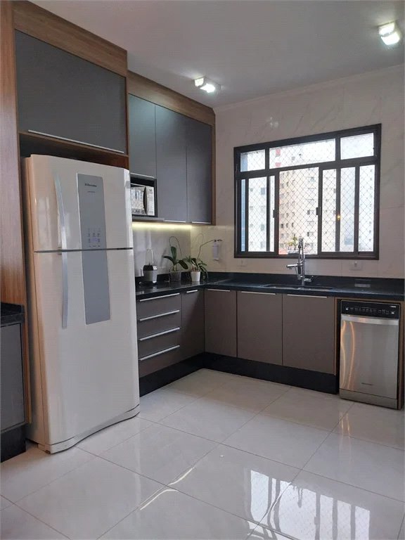 Apartamento à venda com 4 quartos, sendo 1 suíte, em Vila Ipojuca, São Paulo, SP