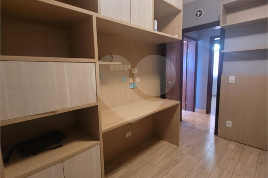 Casa para alugar com 5 quartos, sendo 2 suítes,  no condomínio Alpes de Caieiras, Caieiras - SP